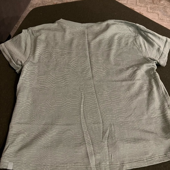 Lululemon Train to Be Short Sleeve Shirt - Picture 2 of 5